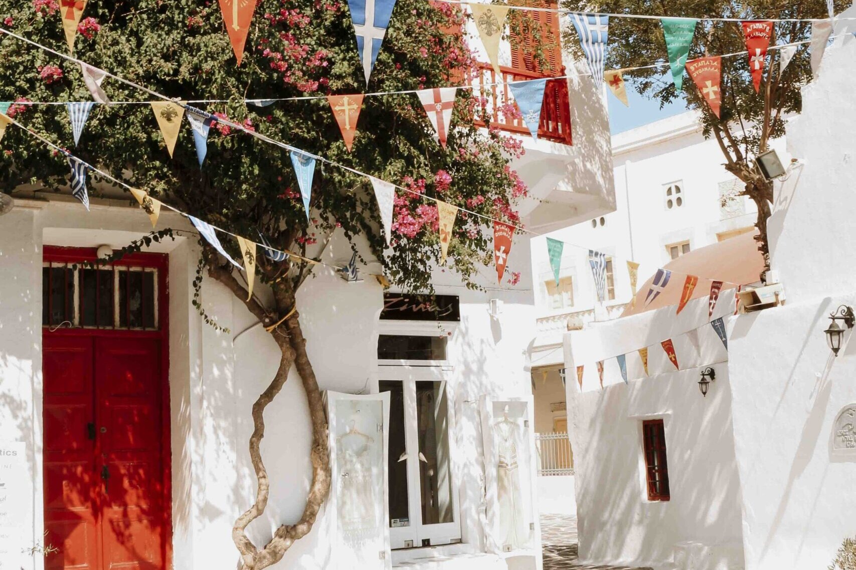 White street in Mykonos on one week greece itinerary