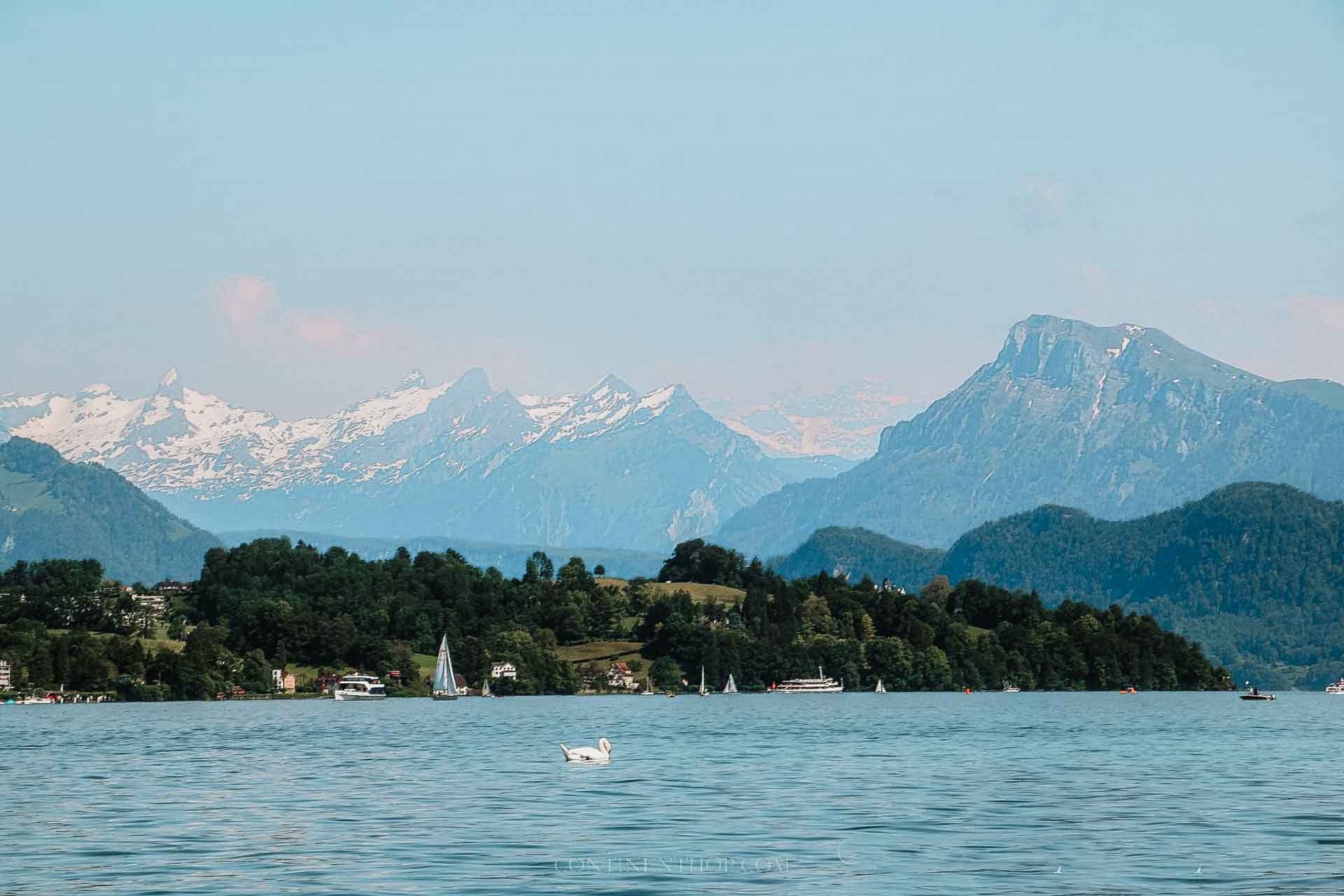 Lucerne lake with the Alps behind on how many days in Lucerne