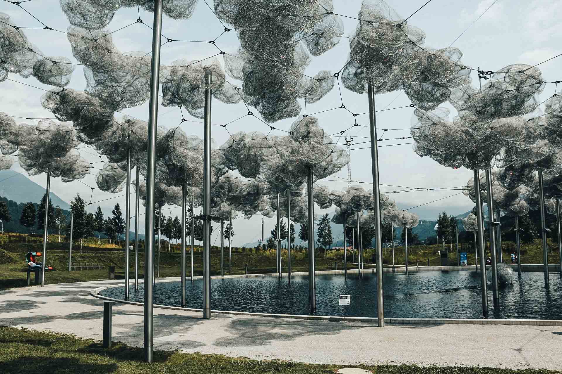 the crystal cloud outside the Swarovski crystal world in Innsbruck
