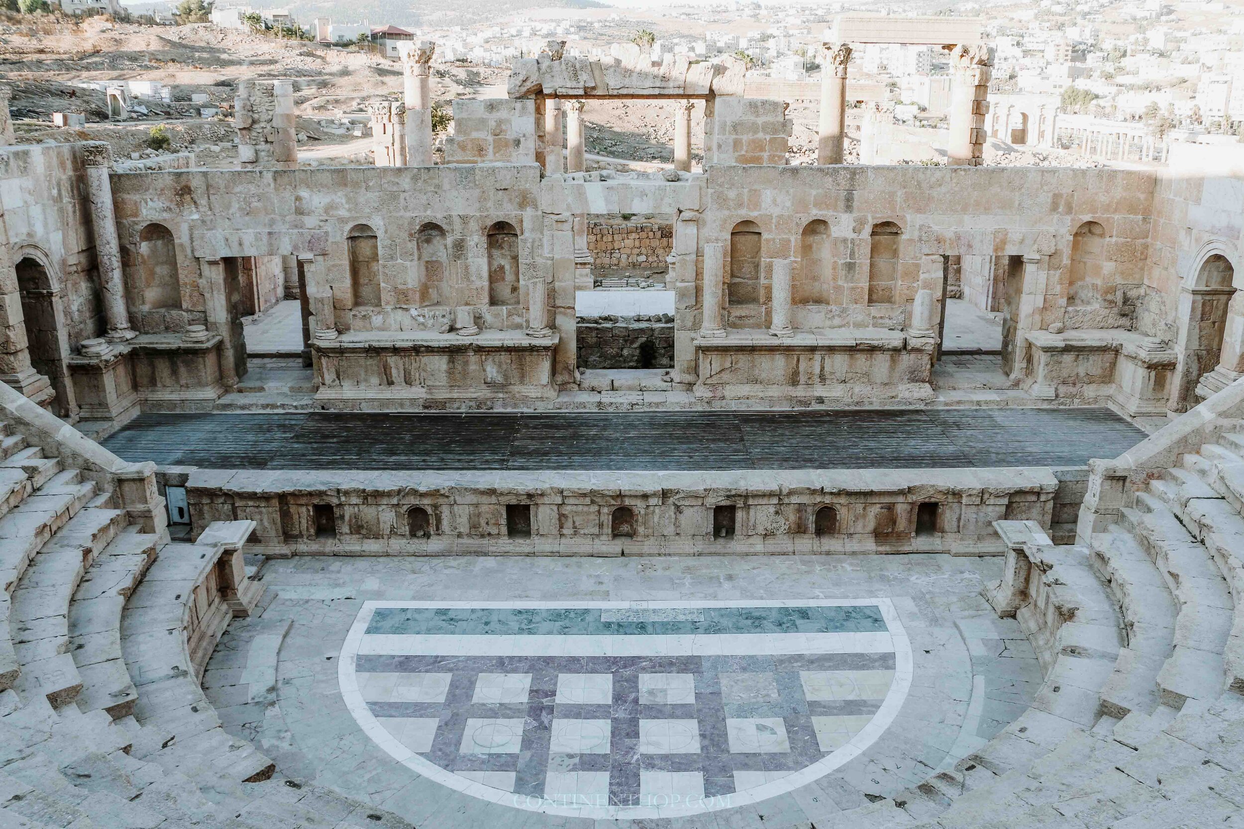 Jordan country image of the amphitheatre in Jerash
