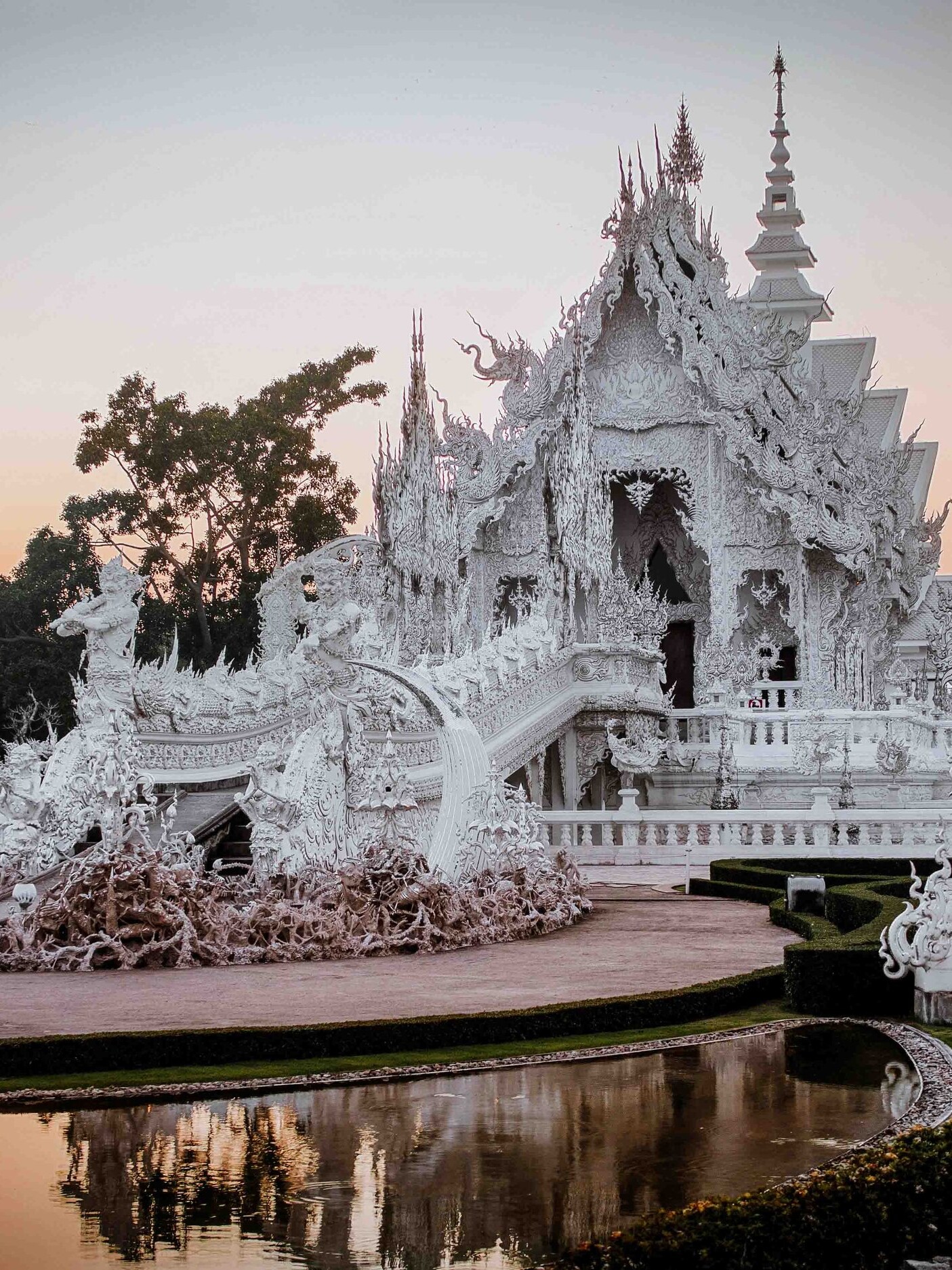 White temple in Chiang Rai on Thailand one month itinerary