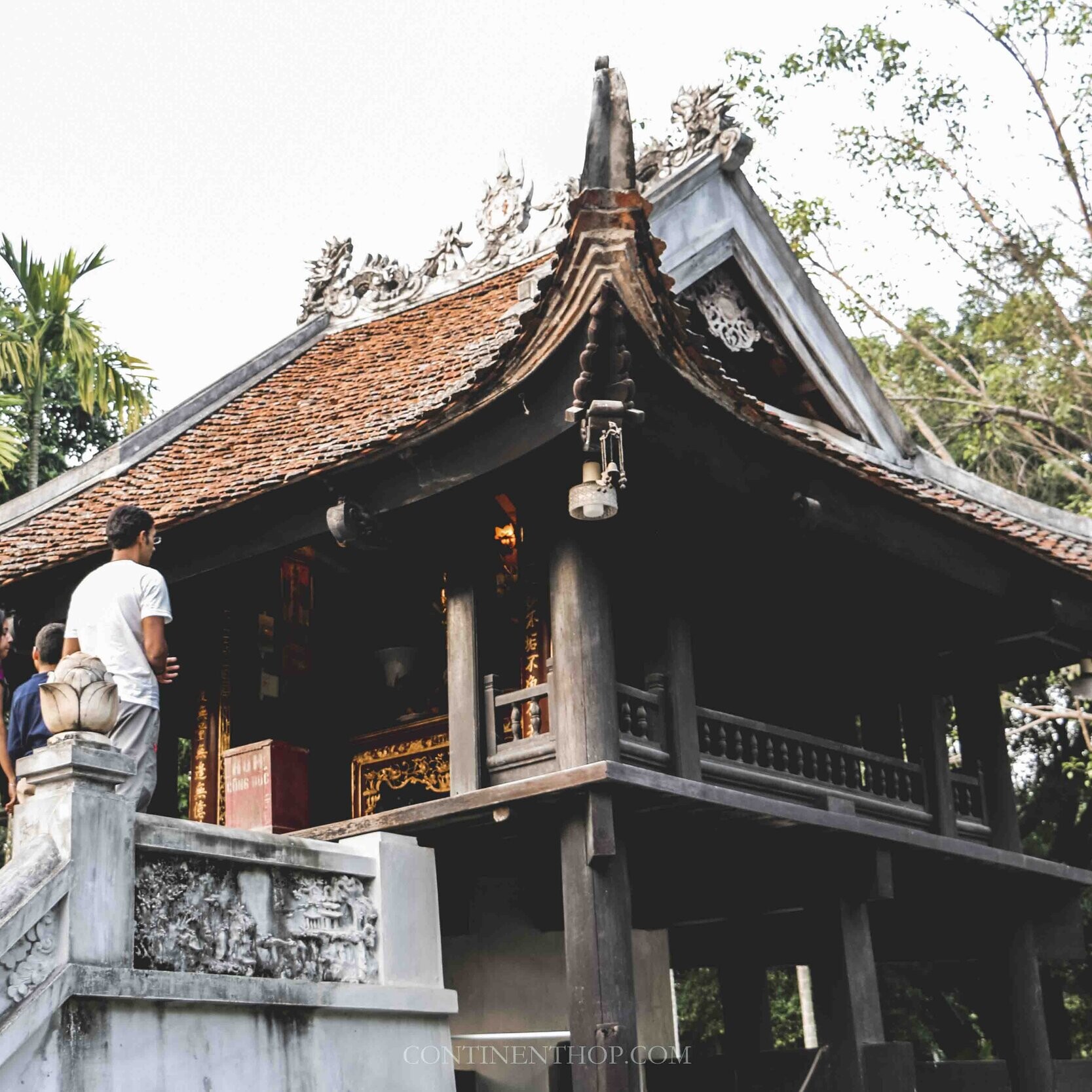 One pillar pagoda in one day in Hanoi itinerary